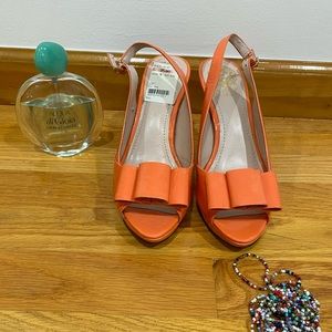 Brand-new orange heels Vince Camuto size 7 👠
